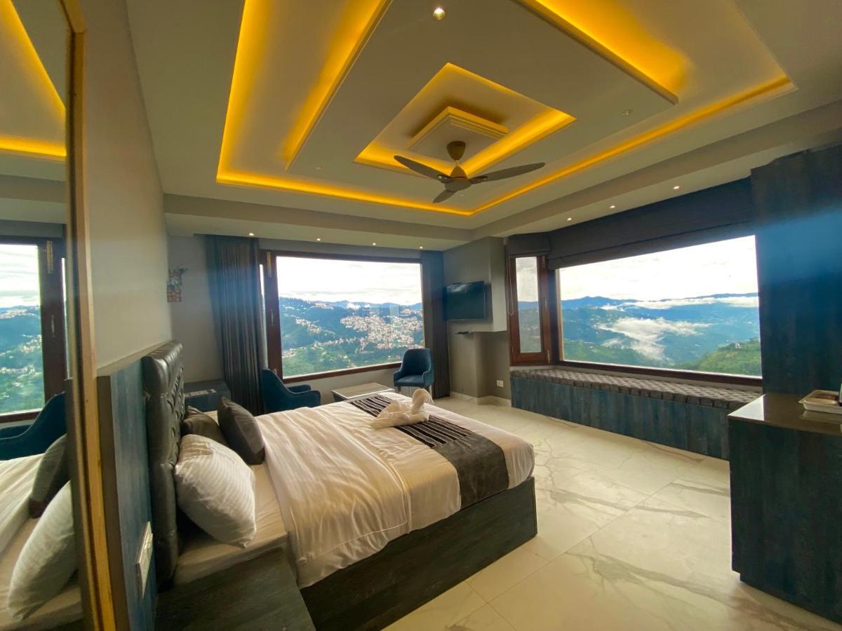 심라 The Westberry 50Mtrs Offroading And 50 Mtrs Nature Path B&B 외부 사진