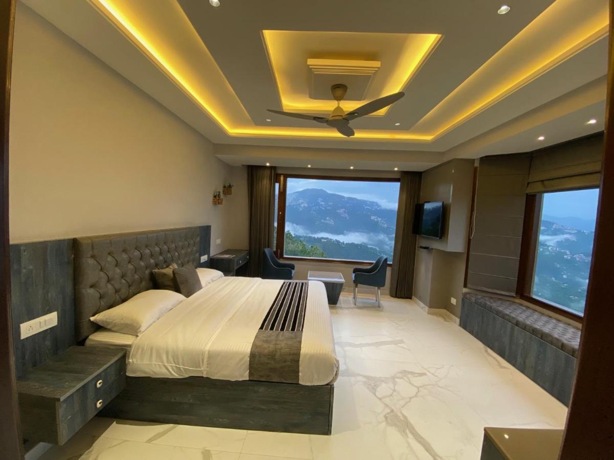 심라 The Westberry 50Mtrs Offroading And 50 Mtrs Nature Path B&B 외부 사진