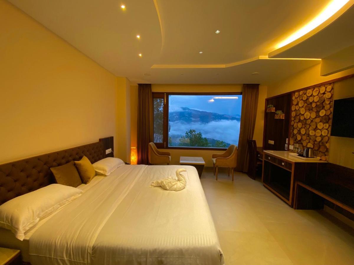 심라 The Westberry 50Mtrs Offroading And 50 Mtrs Nature Path B&B 외부 사진