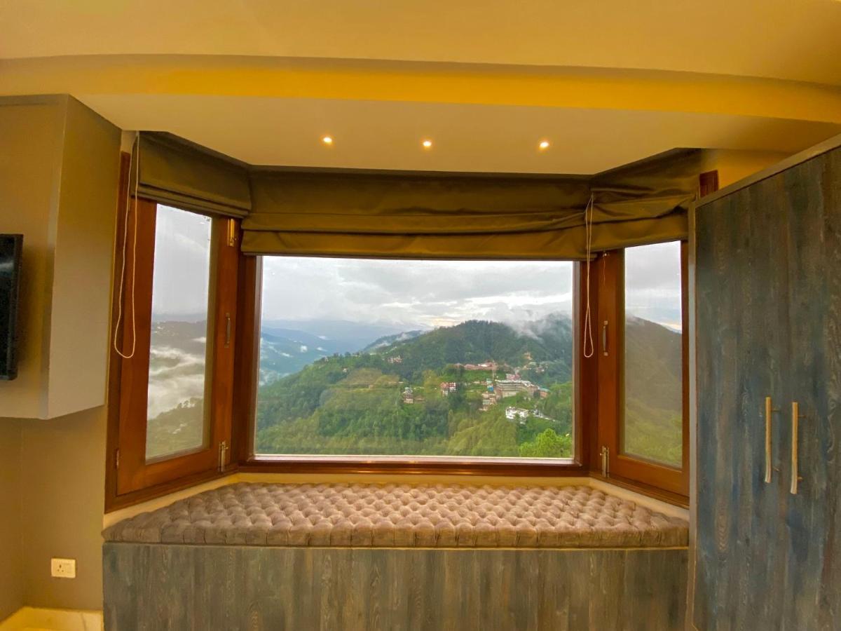 심라 The Westberry 50Mtrs Offroading And 50 Mtrs Nature Path B&B 외부 사진